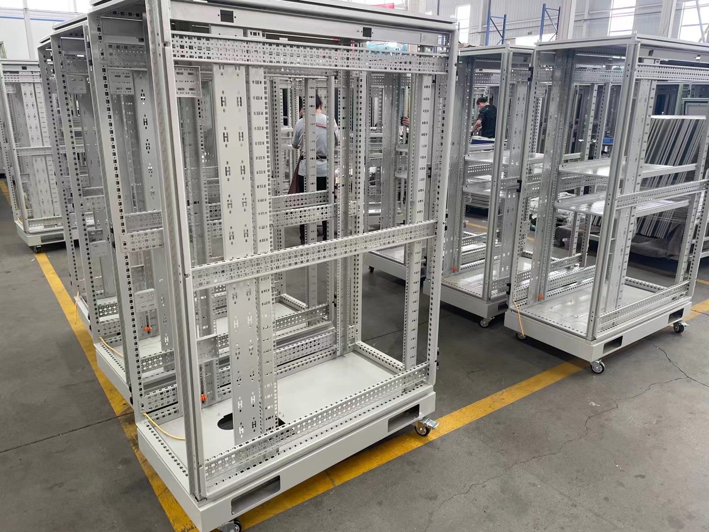 鹰潭市机箱定制钣金加工定制 - 价格